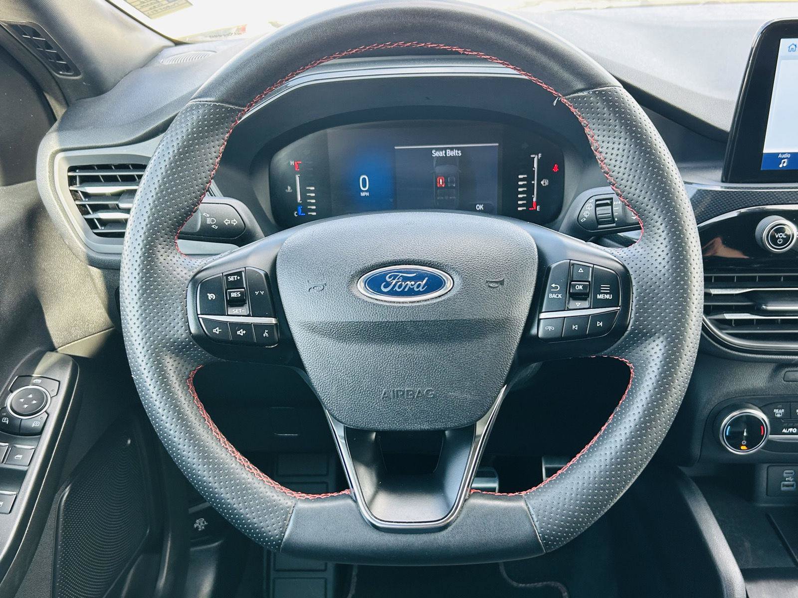 Used 2023 Ford Escape ST-Line FWD image 14