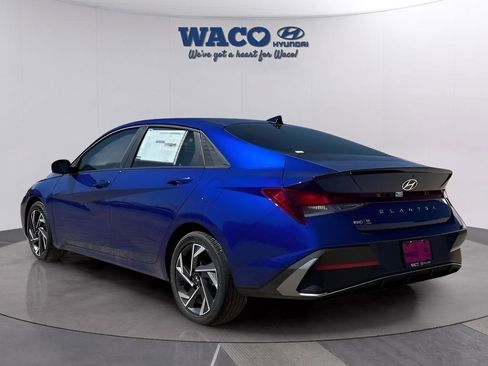 Used 2025 Hyundai Elantra Sport image 6