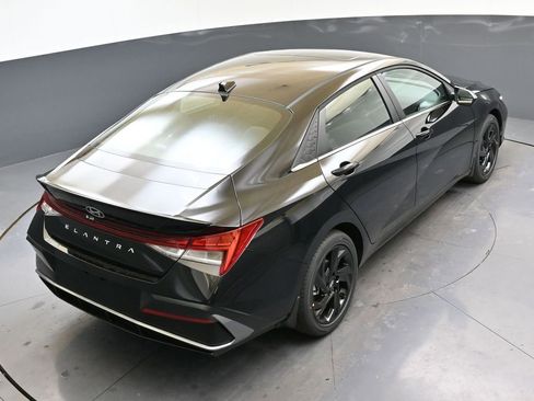 New 2026 Hyundai Elantra SEL Sport image 33