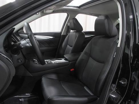 Used 2023 INFINITI Q50 Luxe AWD/4WD image 5