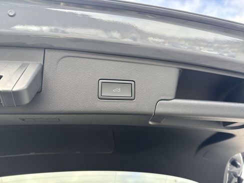 New 2026 Volkswagen Atlas Cross Sport SE image 46