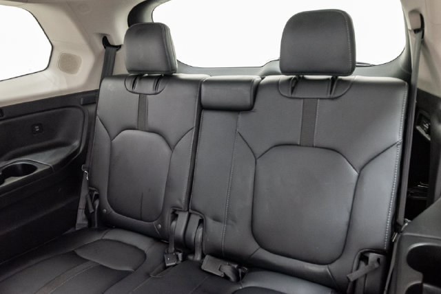 Used 2025 Honda Pilot Touring image 26