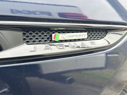 Used 2019 Jaguar F-PACE R-Sport AWD/4WD image 5