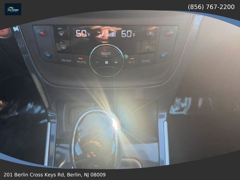 Used 2019 Nissan Sentra SR FWD image 24