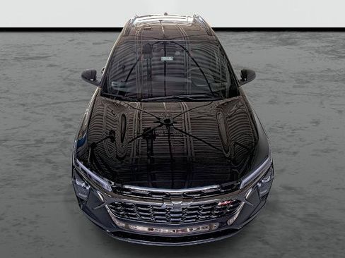 New 2026 Chevrolet Trax RS w/ Sunroof Package image 6