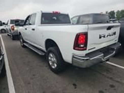 Used 2026 RAM 2500 Big Horn AWD/4WD image 6