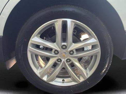 Used 2020 Chevrolet Equinox Premier AWD/4WD image 28
