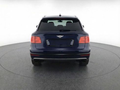 Used 2020 Bentley Bentayga Design Series image 5