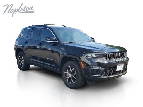 Used 2024 Jeep Grand Cherokee Limited AWD/4WD image 8