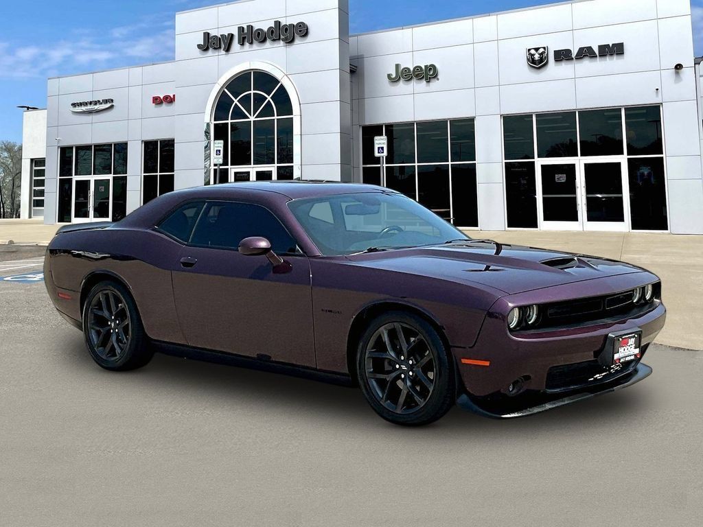 Used 2021 Dodge Challenger R/T w/ Driver Convenience Group RWD image 1