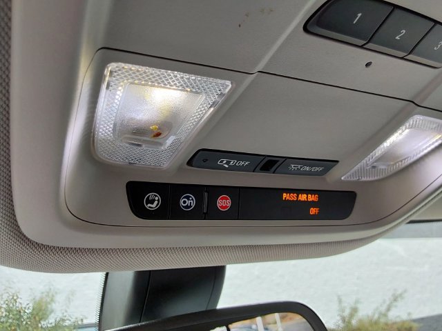 Used 2018 Buick Enclave Essence FWD image 38