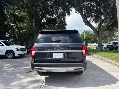Used 2024 Ford Expedition Max XLT AWD/4WD image 8