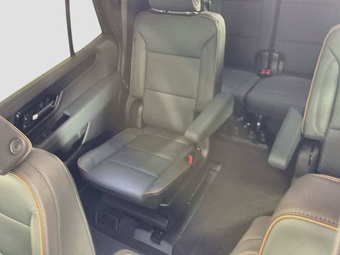 New 2026 GMC Yukon AT4 AWD/4WD image 22