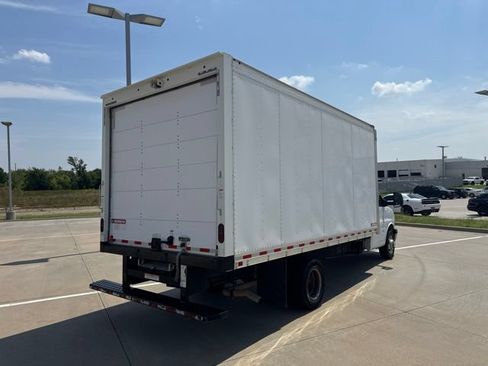 Used 2021 Chevrolet Express 3500 w/ Power Convenience Package RWD image 5
