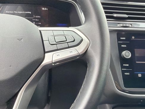 Used 2024 Volkswagen Tiguan Wolfsburg Edition image 38