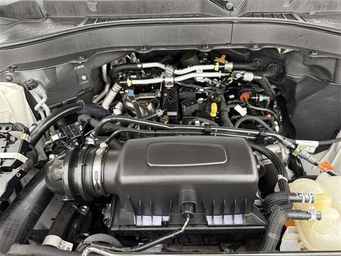 Used 2021 Ford Explorer 2WD w/ Class III Trailer Tow Package image 32