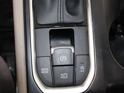 Used 2020 Hyundai Santa Fe SEL FWD image 40