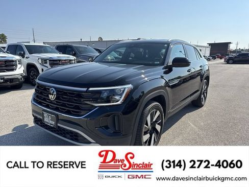 Used 2026 Volkswagen Atlas Cross Sport SE AWD/4WD image 1