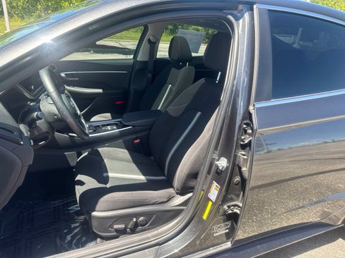 Used 2022 Hyundai Sonata SEL w/ Convenience Package FWD image 14