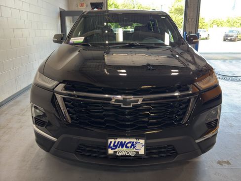 Used 2023 Chevrolet Traverse Premier w/ Redline Edition AWD/4WD image 9