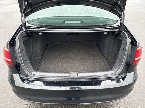 Used 2018 Volkswagen Jetta Sport image 18