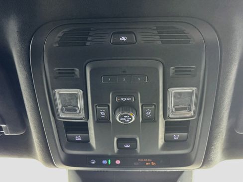 Used 2022 Cadillac Escalade ESV Sport Platinum RWD image 50