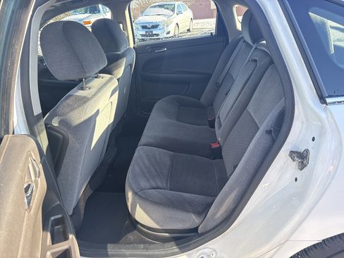 Used 2015 Chevrolet Impala LT w/ LT Sunroof Package image 12