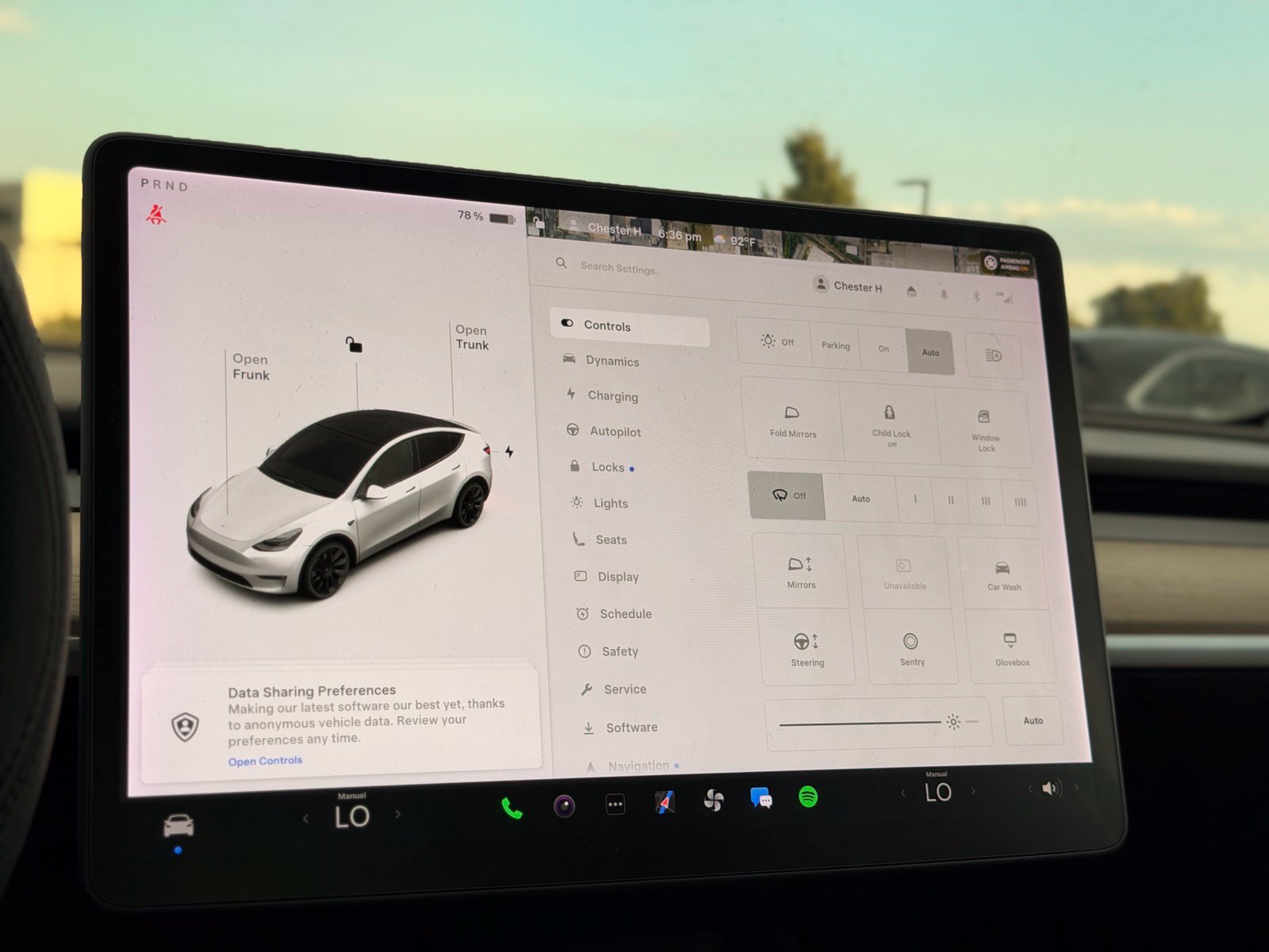 Used 2021 Tesla Model Y Long Range AWD/4WD image 32
