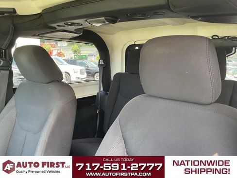 Used 2015 Jeep Wrangler Sport AWD/4WD image 8