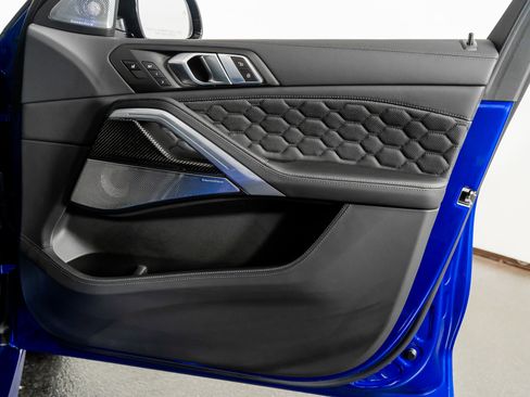 Used 2024 BMW X6 M Competition image 50