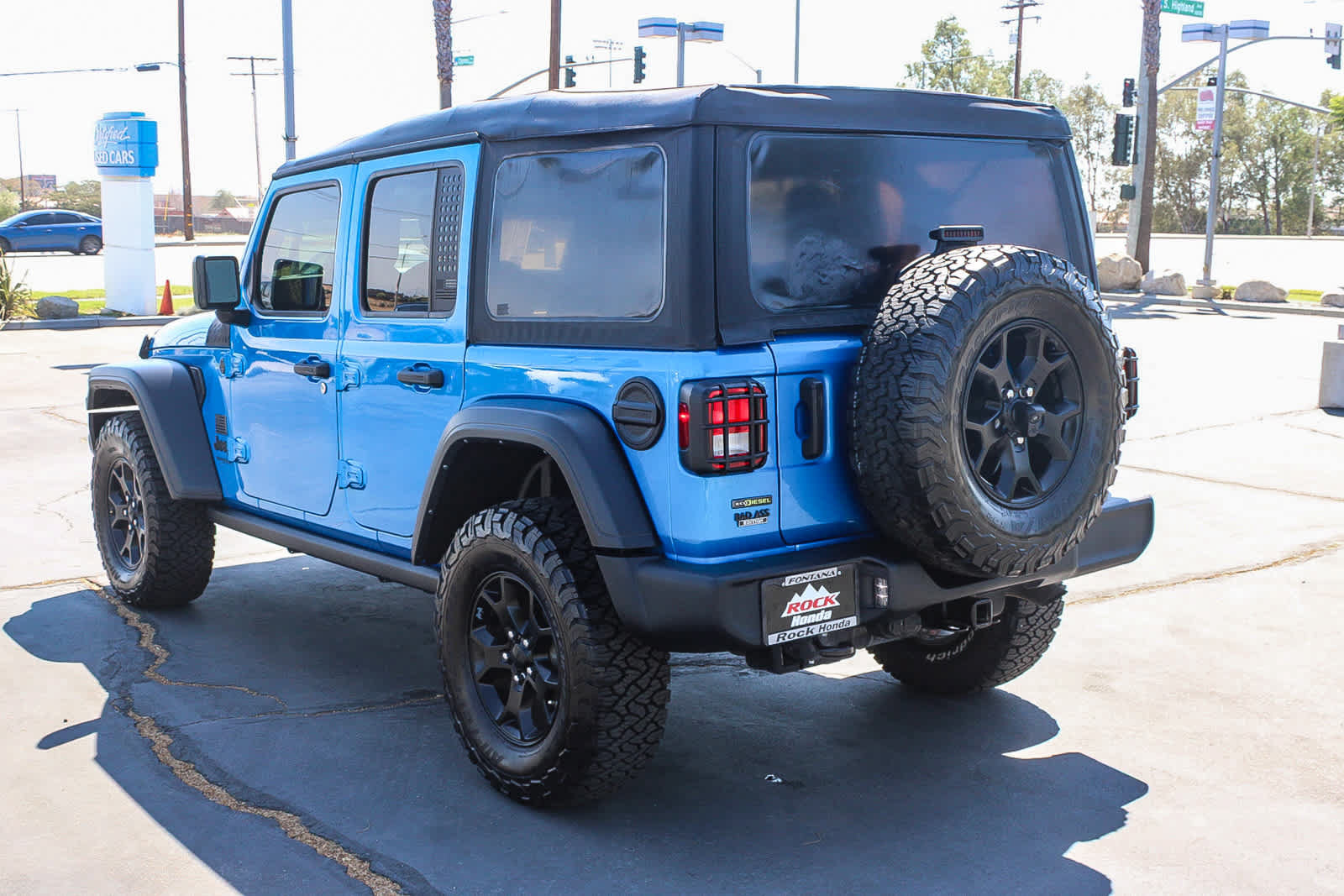Used 2022 Jeep Wrangler Unlimited Sport AWD/4WD image 8