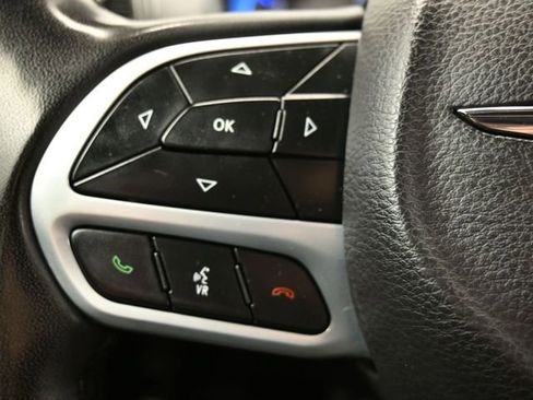 Used 2023 Chrysler 300 Touring RWD image 25