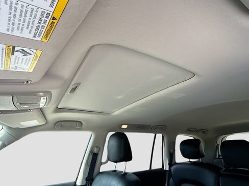 Used 2024 Nissan Armada SL AWD/4WD image 28