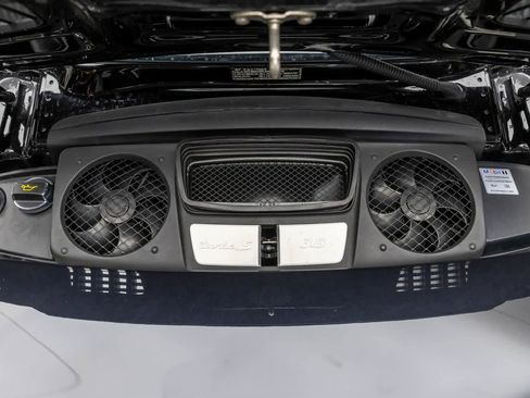 Used 2019 Porsche 911 Turbo S image 9