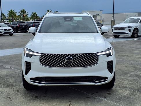 New 2026 Volvo XC90 B6 Plus w/ Protection Package Premier image 2