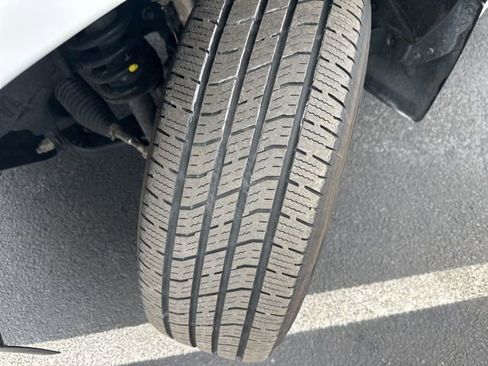 Used 2024 Toyota Tacoma SR5 image 31