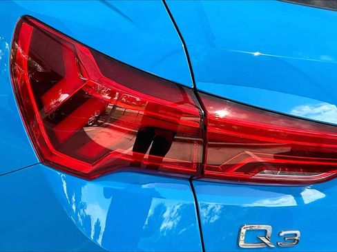 Used 2020 Audi Q3 2.0T Prestige AWD/4WD image 28