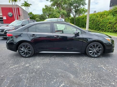 Used 2024 Toyota Corolla SE w/ SE Premium Package FWD image 8