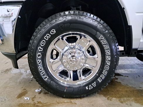New 2026 RAM 2500 Tradesman AWD/4WD image 29