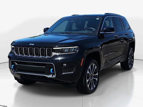 Used 2022 Jeep Grand Cherokee Overland AWD/4WD image 11