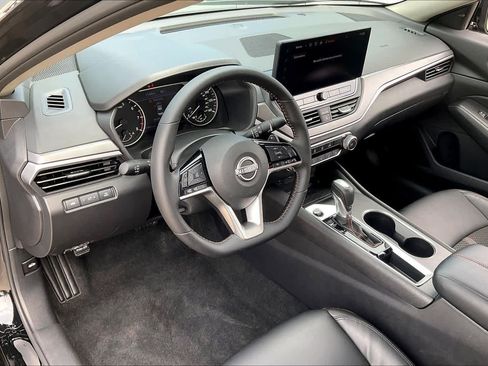 Used 2026 Nissan Altima 2.5 SR FWD image 17