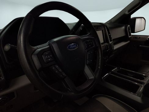 Used 2019 Ford F150 XLT w/ Equipment Group 302A Luxury image 17