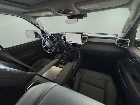 Used 2024 Toyota Sequoia SR5 image 26