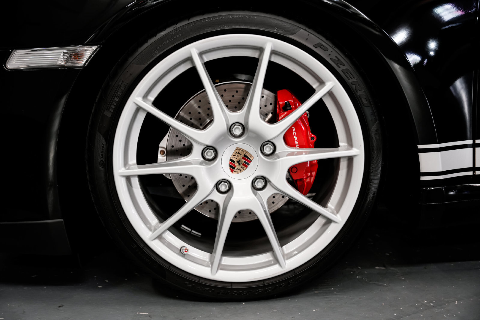 Used 2011 Porsche Boxster Spyder RWD image 38
