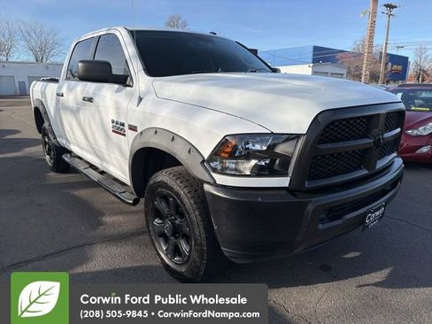 Used 2014 RAM 2500 SLT image 3