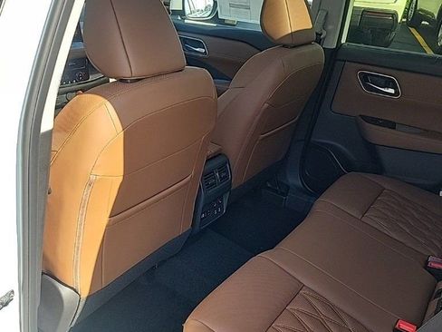 New 2026 Nissan Rogue Platinum w/ Platinum Premium Package image 31