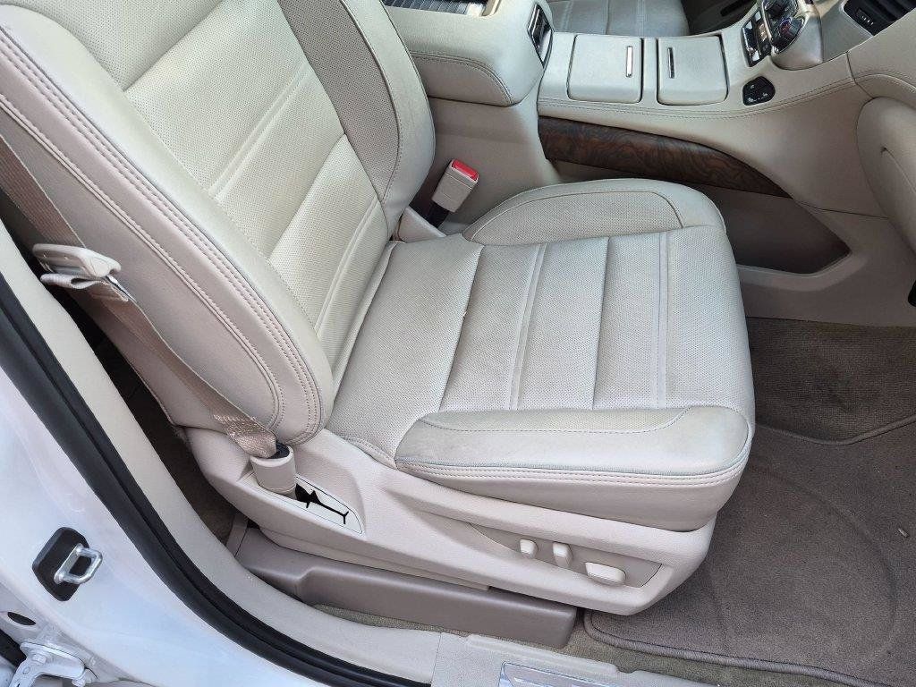 Used 2018 GMC Yukon Denali w/ Open Road Package AWD/4WD image 36