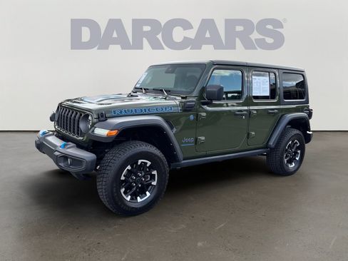 Used 2024 Jeep Wrangler Unlimited Rubicon 4xe AWD/4WD image 3