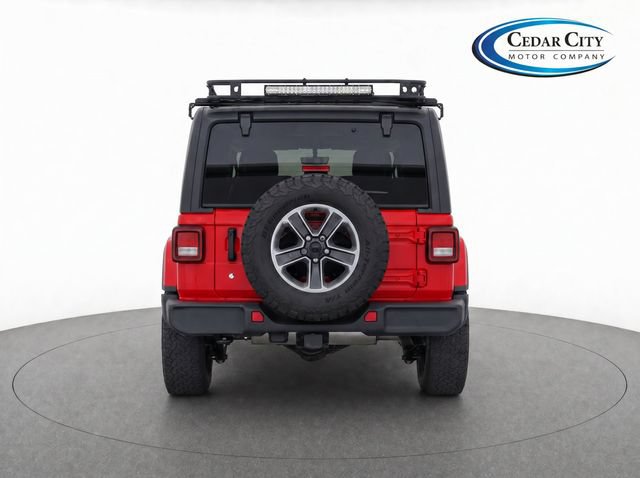 Used 2018 Jeep Wrangler Unlimited Sahara AWD/4WD image 7