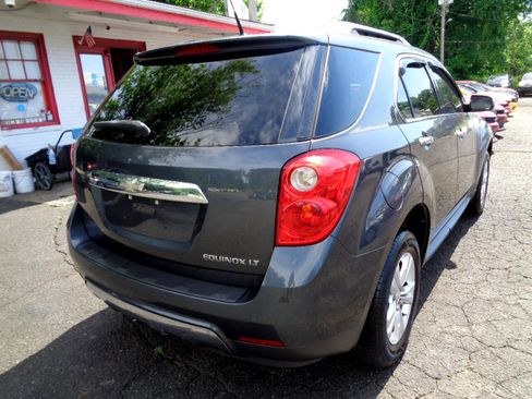 Used 2011 Chevrolet Equinox LT w/ Chrome Appearance Package image 5